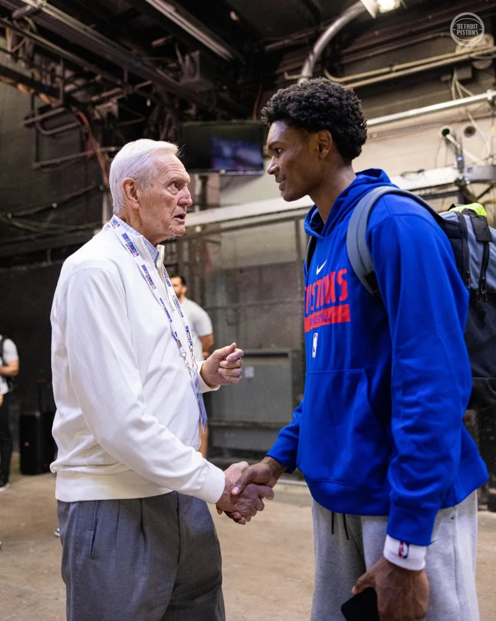 很多球迷把 很多球迷把