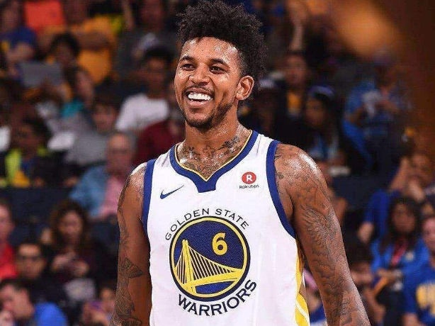 从球迷到青 从球迷到青