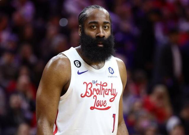 而是这支球 而是这支球